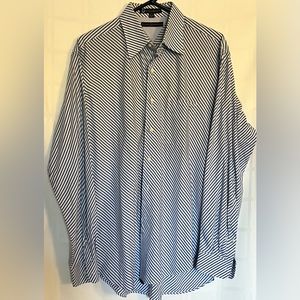 Tommy Hilfiger lifetime collar Mens dress shirt size 17 34-35 XL
